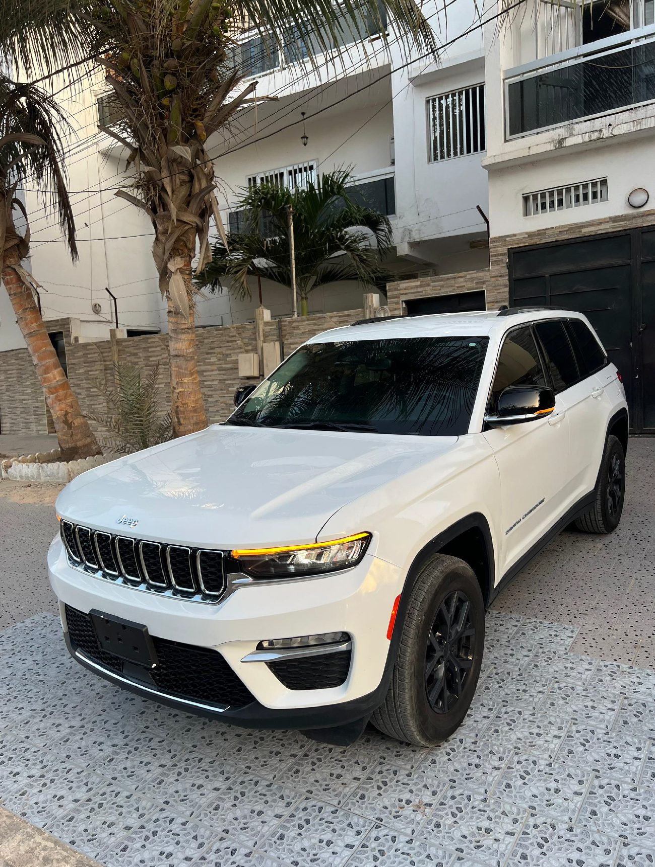 JEEP CHEROKEE LIMITED – Image 10