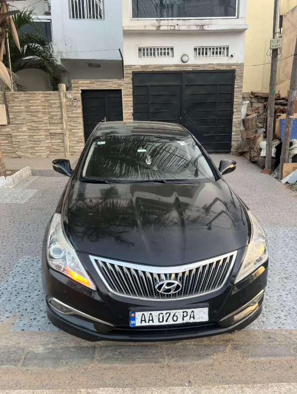 HYUNDAI GRANDEUR – Image 2
