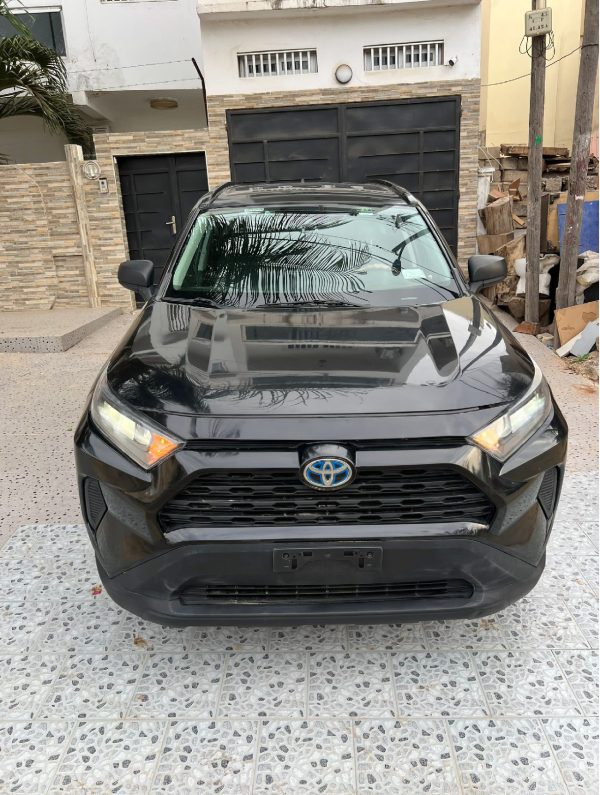 TOYOTA RAV 4